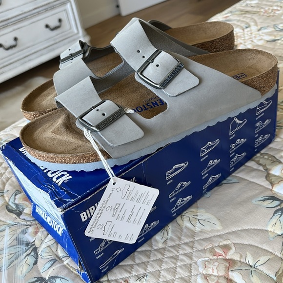 Birkenstock Shoes - Birkenstock Arizona Dove Grey Narrow Sandel